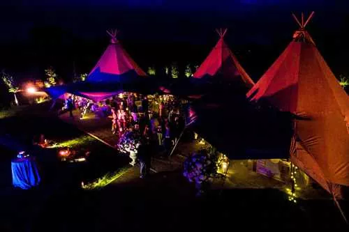 Marquee or Tipi 1 room hire layout at Amber Lakes