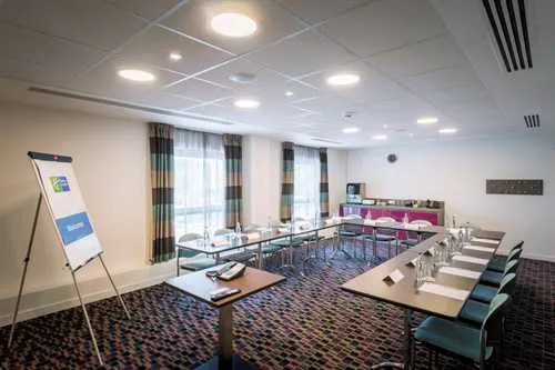 Cook 1 room hire layout at Holiday Inn Express Middlesbrough - Centre Square