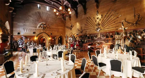 Great Hall 1 room hire layout at Warwick Castle