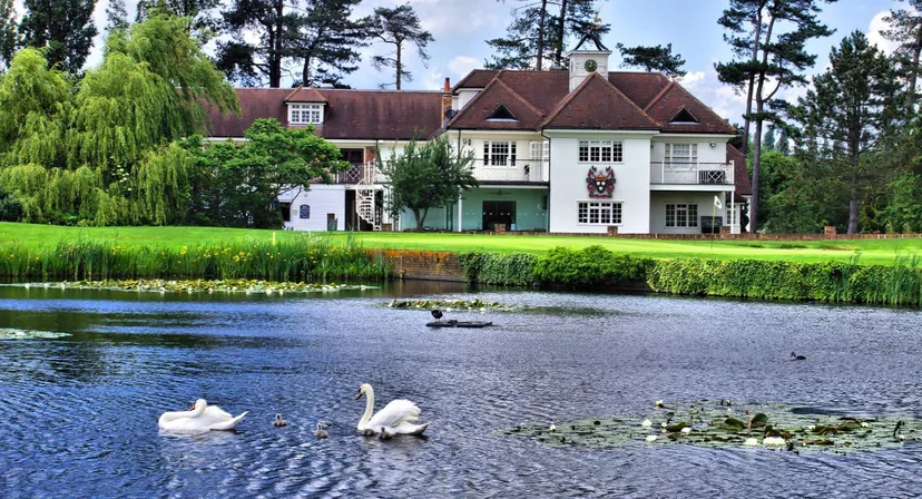 Woolston Manor Golf & Country Club