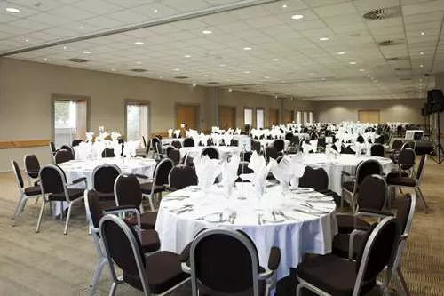 Berkshire Suites 1 room hire layout at Holiday Inn Maidenhead/Windsor