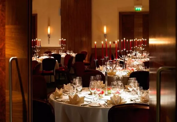 London Marriott Hotel Canary Wharf Christmas Parties 2026