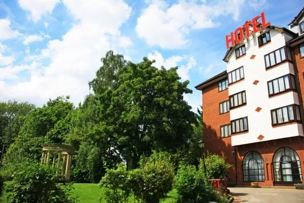 Christmas Lunches & Dinners 2025 at The Country House Hotel & Spa, Manchester