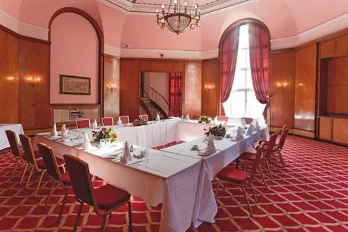 Empire Suite