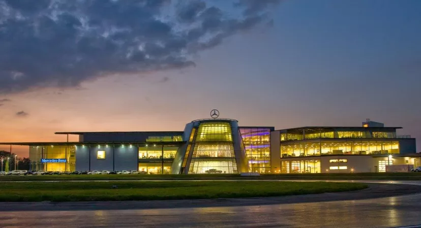 Mercedes-Benz World