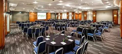 Cambridge 1 room hire layout at Holiday Inn London Regent's Park