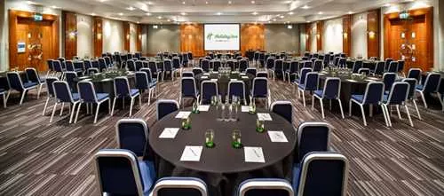 Cambridge & Oxford Suite 1 room hire layout at Holiday Inn London Regent's Park
