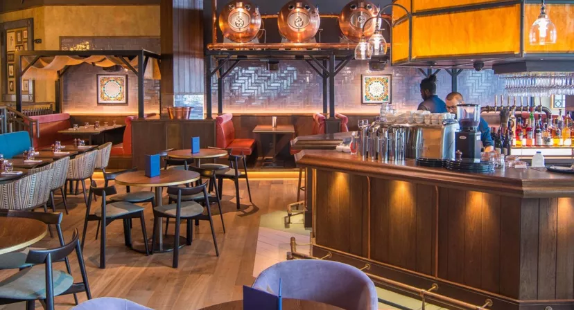 Maple Restaurant & Bar