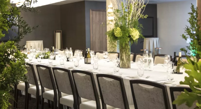 Royal London Suites