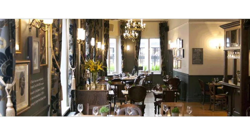 The Woodins Shades, Bishopsgate