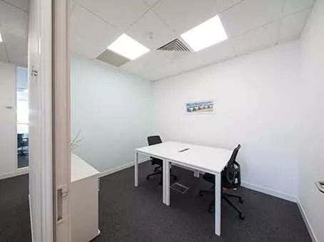 422A 1 room hire layout at Regus Plymouth Sutton Harbour