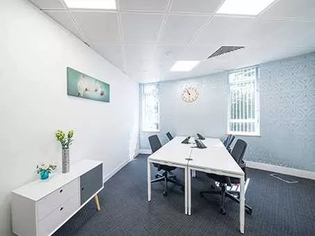 CM The Thames 1 room hire layout at Regus Staines London Road