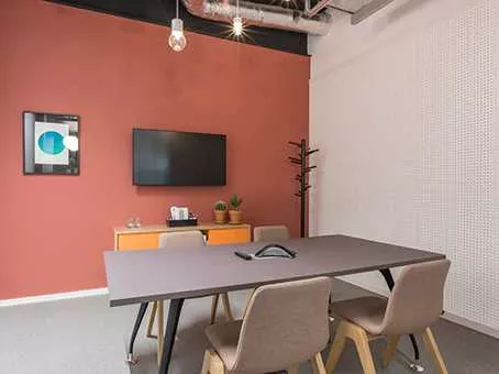 Canal 1 room hire layout at Regus Edinburgh, Lochrin Square