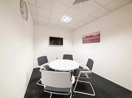 CMR 1 room hire layout at Regus Rickmansworth Park Road
