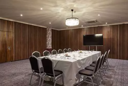 Oak Room 1 room hire layout at Mercure Milton Keynes Hotel