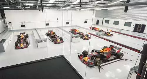 Race Bay Gallery and Mezzanine 1 room hire layout at Red Bull Racing MK-7