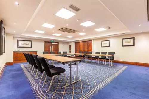 Finsbury Suite 1 room hire layout at Thistle City Barbican
