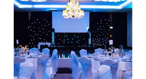 Plated Christmas Dinner 2025 at Hilton London Syon Park