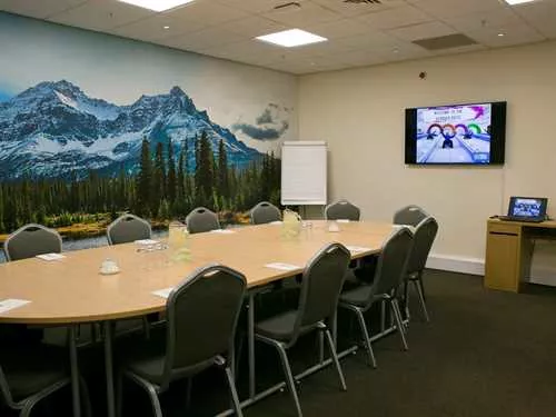 Vail Suite 1 room hire layout at Chill Factore