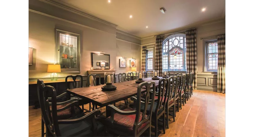Toll House Inn