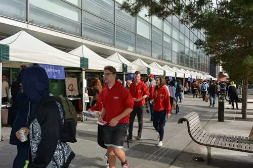 INGRESS & PROMENADE