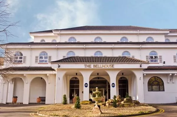 Bellhouse Hotel
