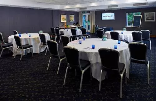 London (1/3 of Surrey Suite)