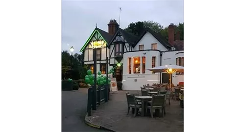 Harvester The Elms