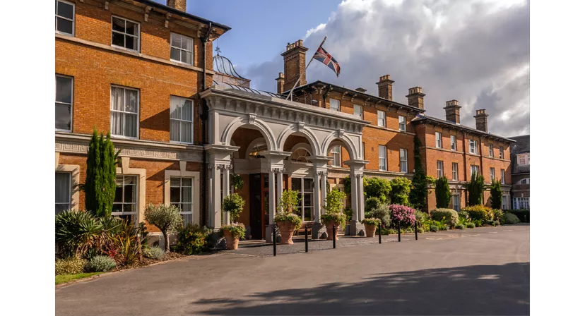 Oatlands Park Hotel