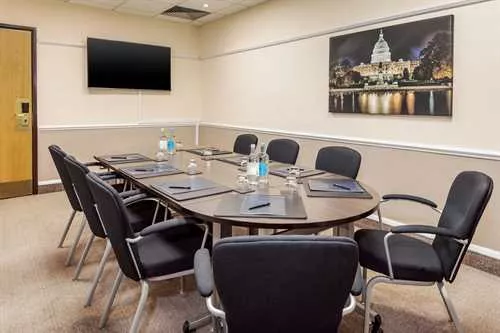 Kataik/Orly/Dulles at DoubleTree by Hilton Manchester Airport