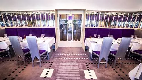 The Salon de Luxe 1 room hire layout at Mackintosh at the Willow