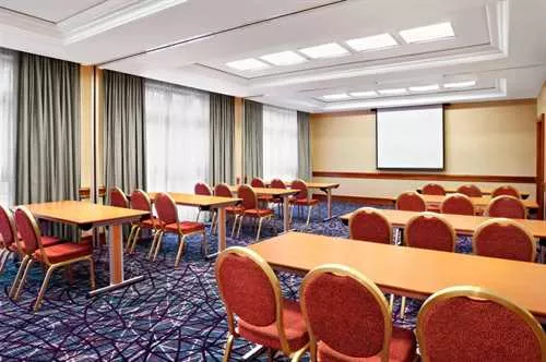 Pacific Suite 1 room hire layout at Sheraton Skyline Hotel London Heathrow