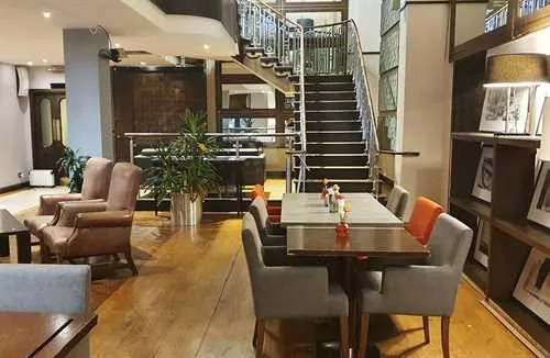 The Orb Lounge (Semi-Private)