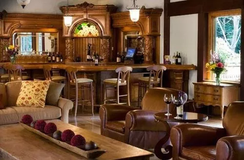 The Harvest Inn