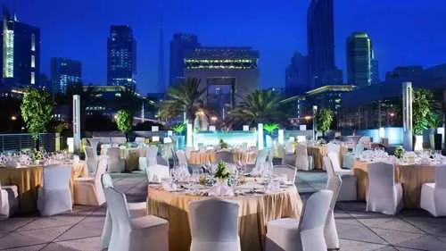 Terrace Between The Towers 1 room hire layout at Jumeirah Emirates Towers