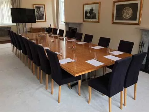 Statement Suite