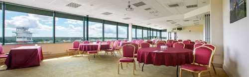 Iddesleigh Gallery 1 room hire layout at Exeter Racecourse