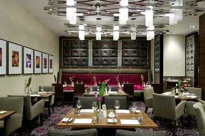 Doubletree by Hilton London - Victoria