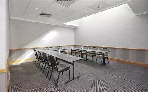 Hamble Suite at DoubleTree by Hilton Hotel Southampton