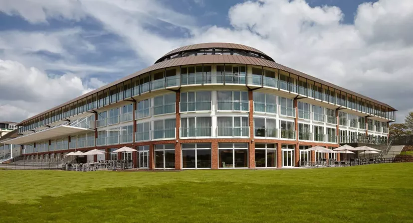 Lingfield Park Resort & Marriott Hotel