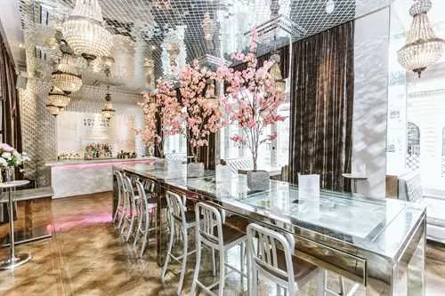Boutique 1 room hire layout at