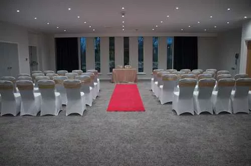 Derbyshire 3 1 room hire layout at Holiday Inn South Normanton M1 Jct.28