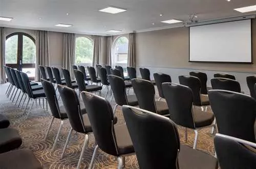 St Georges Suite at Hilton Cobham Hotel