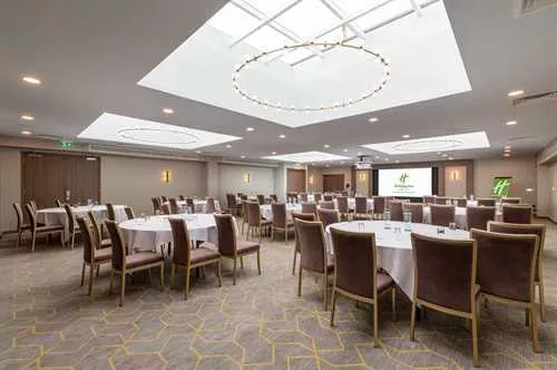 Byron Suite at Holiday Inn London Gatwick Worth
