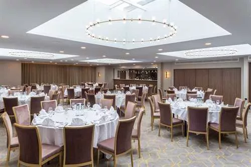 Lytton Suite at Holiday Inn London Gatwick Worth