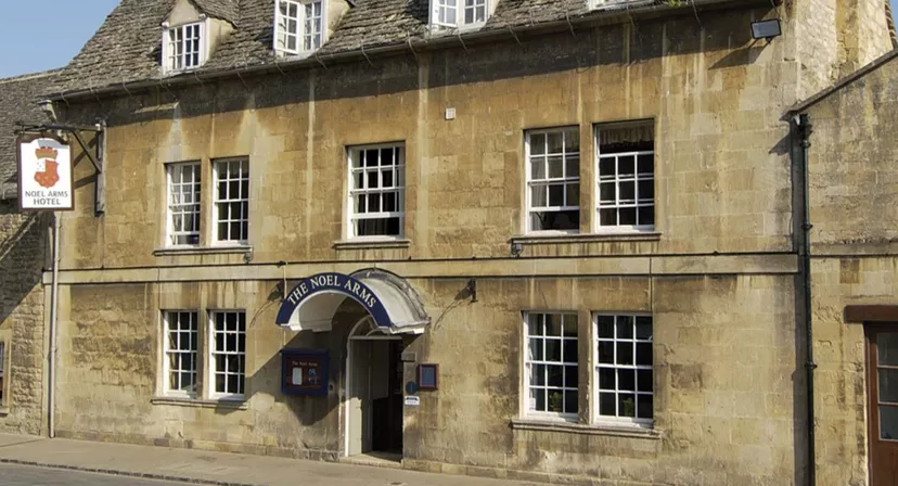 Noel Arms Hotel