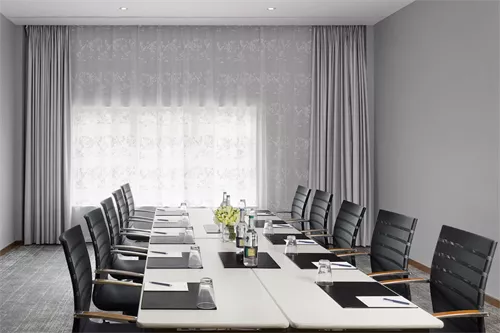 The Leicester 1 room hire layout at Radisson Blu Hotel East Midlands Airport