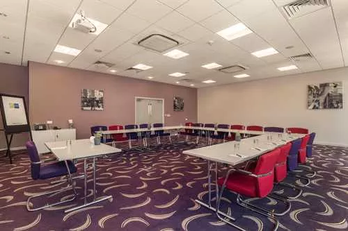 Flintoff Suite 1 room hire layout at