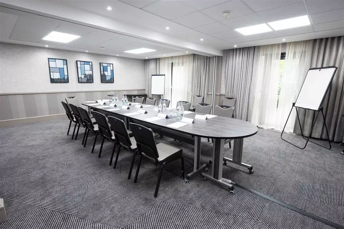 Voyager Room at DoubleTree by Hilton Hotel Edinburgh Airport in Edinburgh