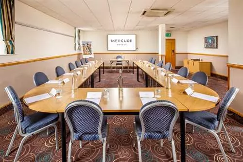 The Banker Suite at Mercure Glasgow City Hotel